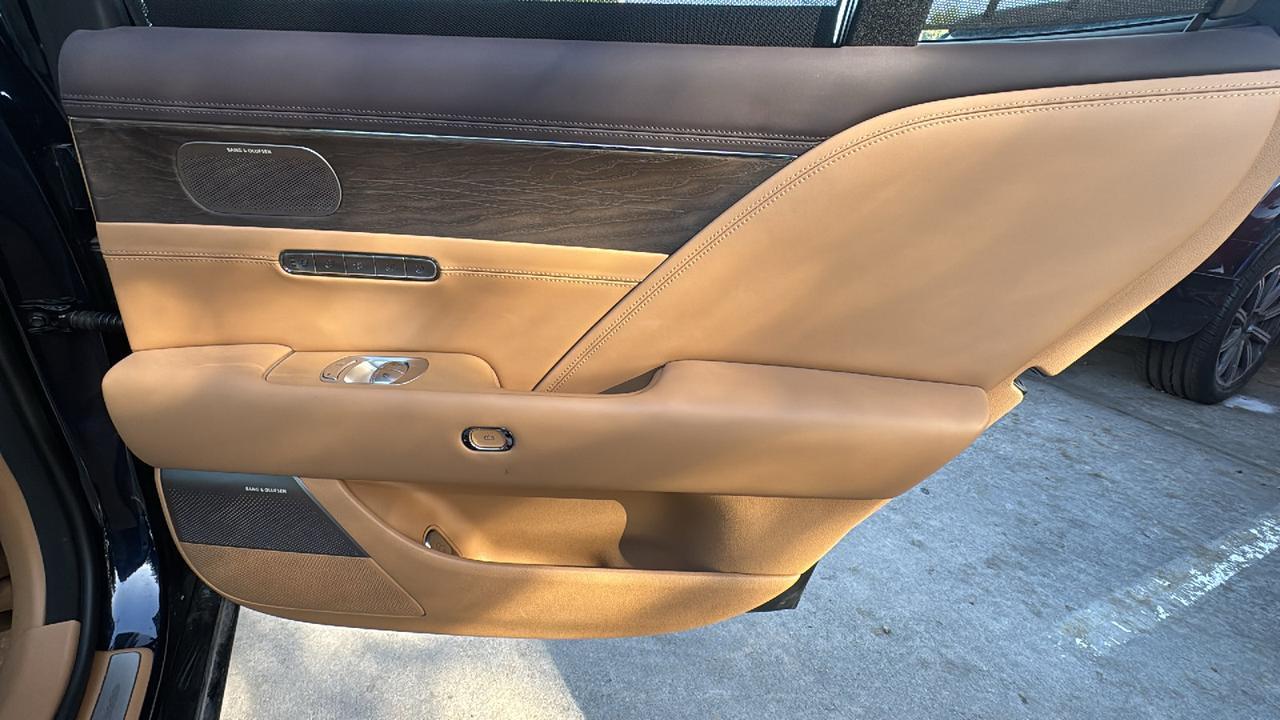 2023 Genesis G90 e-SC  Selma TX