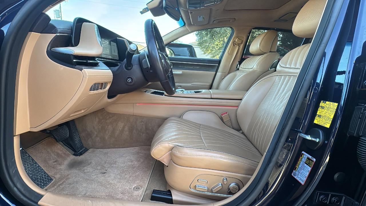 2023 Genesis G90 e-SC  Selma TX