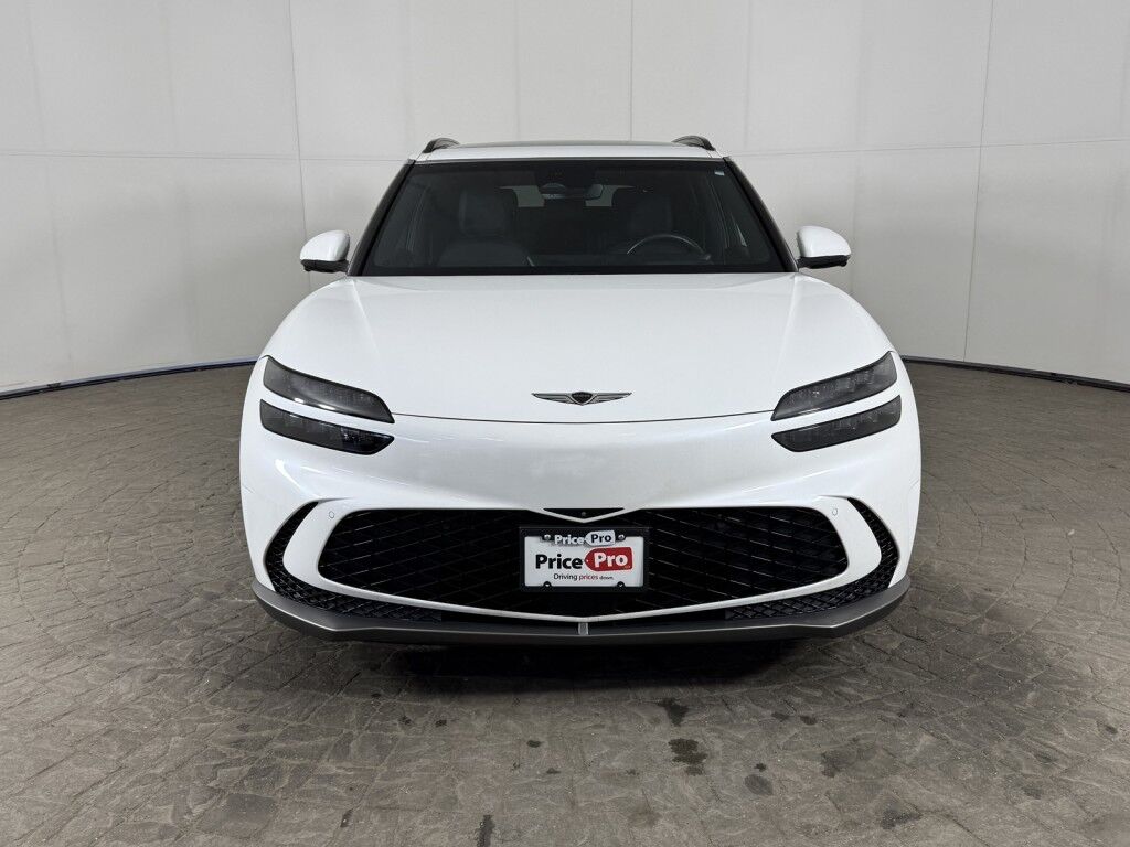 2023 Genesis GV60 Advanced AWD Maumee OH