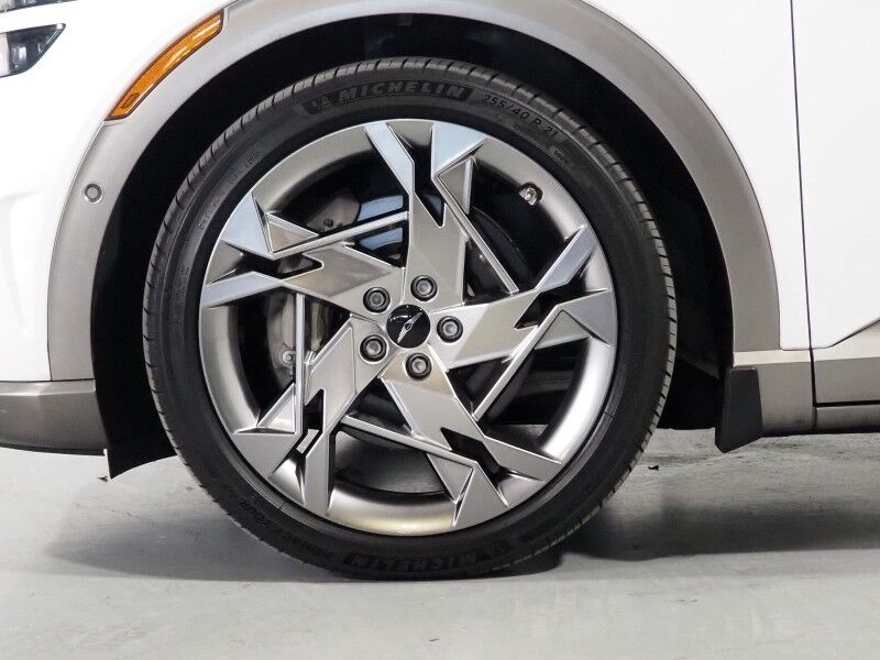 2023 Genesis GV60 Performance AWD *HEADS-UP DISPLAY, NAVIGATION, ADAPTIVE CRUISE, 360 CAMERAS, PANO MOONROOF, NAPPA LEATHER, CLIMATE SEATS, HEATED STEERING, BANG & OLUFSEN, WIRELESS CHARGING, ANDROID & APPLE Round Rock TX