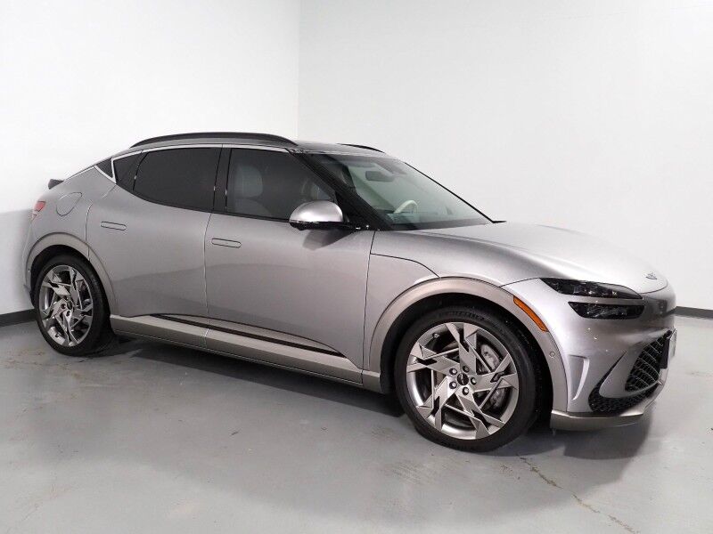 2023 Genesis GV60 Performance AWD *HEADS-UP DISPLAY, NAVIGATION, ADAPTIVE CRUISE, 360 CAMERAS, PANO MOONROOF, NAPPA LEATHER, CLIMATE SEATS, HEATED STEERING, BANG & OLUFSEN, WIRELESS CHARGING, ANDROID & APPLE