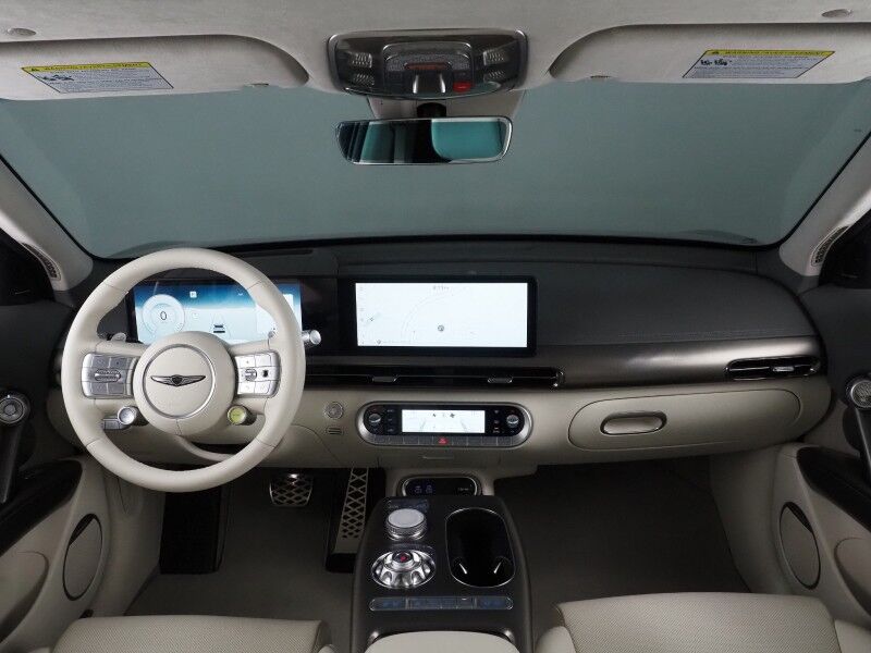 2023 Genesis GV60 Performance AWD *HEADS-UP DISPLAY, NAVIGATION, ADAPTIVE CRUISE, 360 CAMERAS, PANO MOONROOF, NAPPA LEATHER, CLIMATE SEATS, HEATED STEERING, BANG & OLUFSEN, WIRELESS CHARGING, ANDROID & APPLE