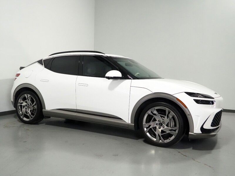 2023 Genesis GV60 Performance AWD *HEADS-UP DISPLAY, NAVIGATION, ADAPTIVE CRUISE, 360 CAMERAS, PANO MOONROOF, NAPPA LEATHER, CLIMATE SEATS, HEATED STEERING, BANG & OLUFSEN, WIRELESS CHARGING, ANDROID & APPLE