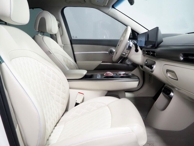 2023 Genesis GV60 Performance AWD *HEADS-UP DISPLAY, NAVIGATION, ADAPTIVE CRUISE, 360 CAMERAS, PANO MOONROOF, NAPPA LEATHER, CLIMATE SEATS, HEATED STEERING, BANG & OLUFSEN, WIRELESS CHARGING, ANDROID & APPLE Round Rock TX