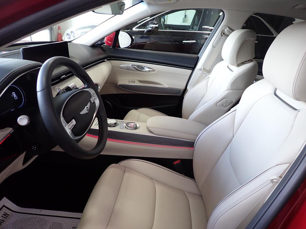 2023 Genesis GV70 2.5T Advanced AWD LEATHER NAVI SUNROOF Listowel ON