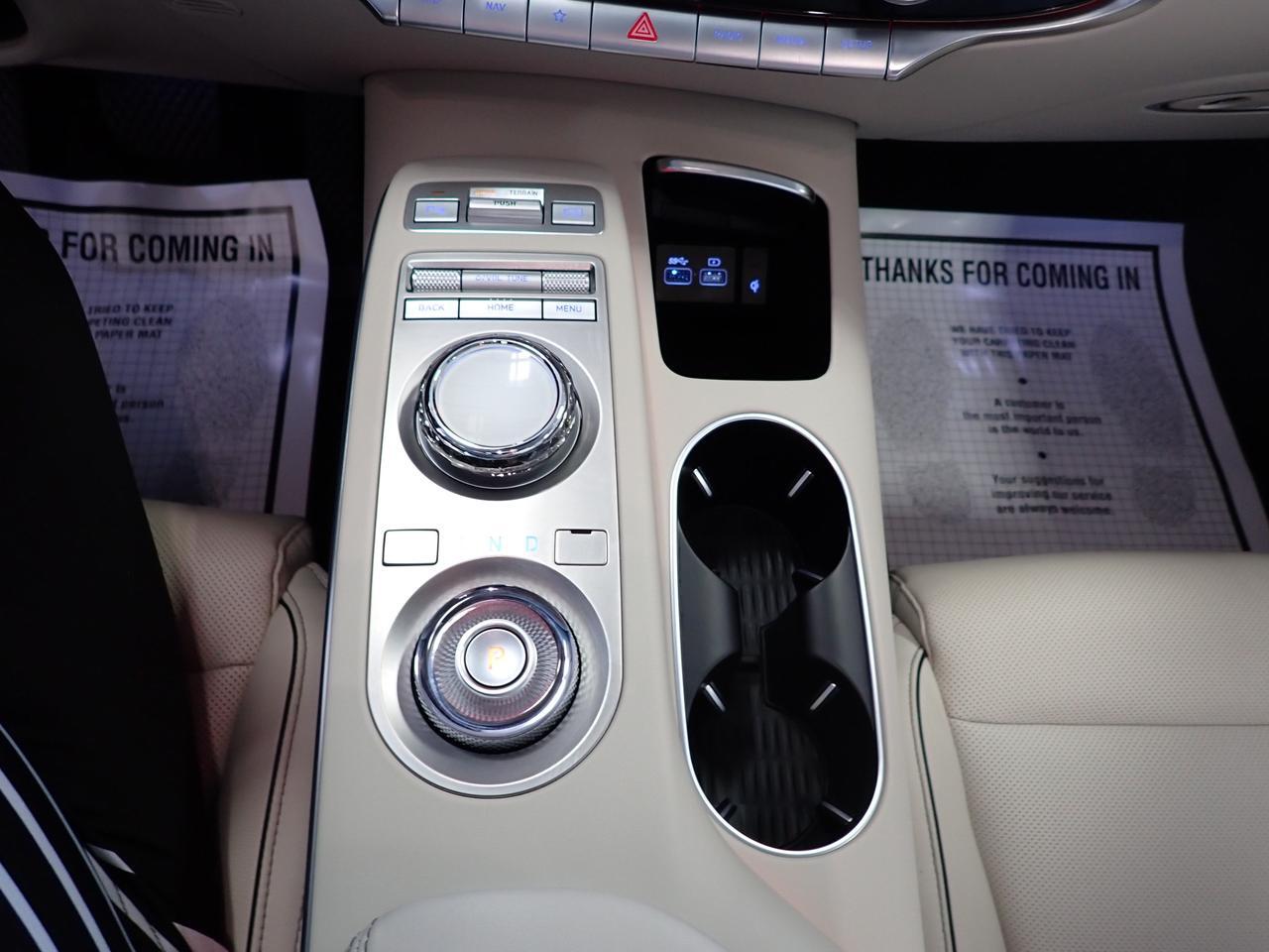 2023 Genesis GV70 2.5T Advanced AWD LEATHER NAVI SUNROOF Listowel ON