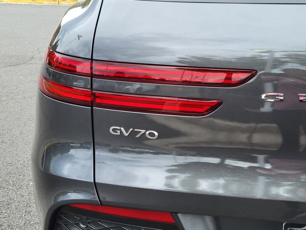 2023 Genesis GV70 2.5T Advanced Hunt Valley MD
