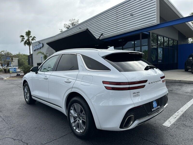 2023 Genesis GV70 2.5T