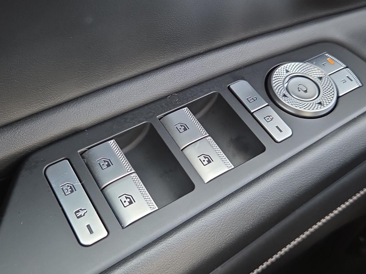 2023 Genesis GV80 3.5T Advanced + Waldorf MD