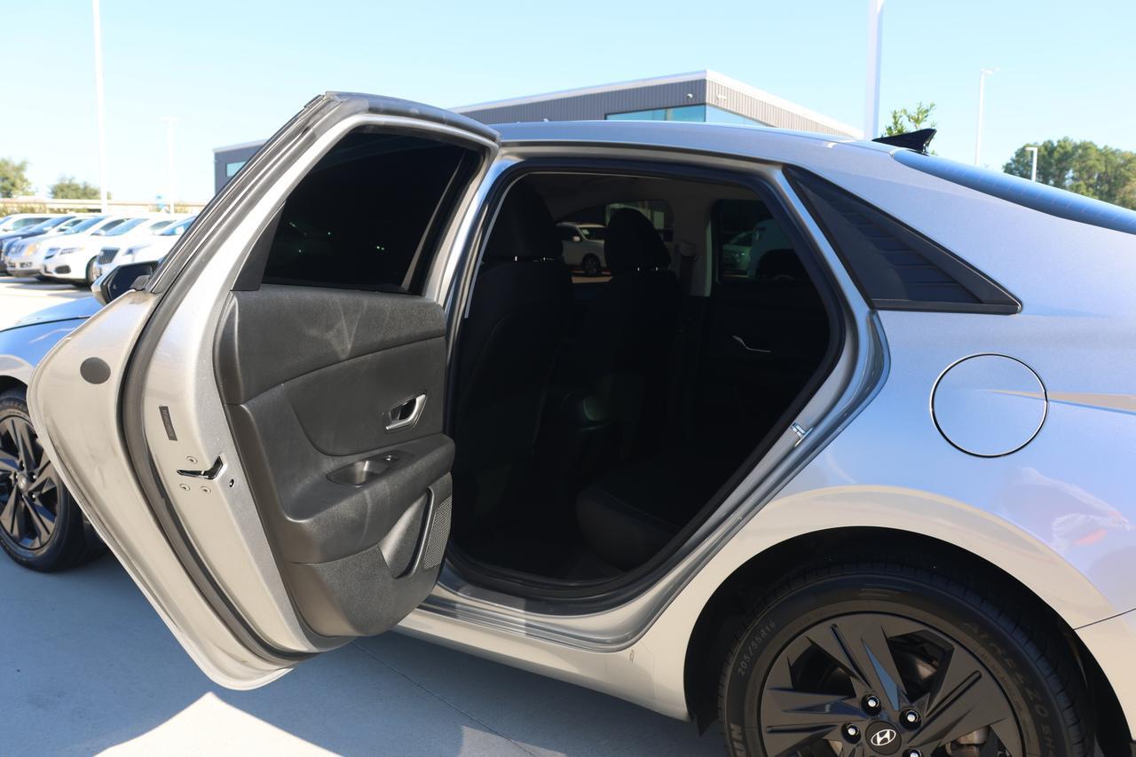 2023 HYUNDAI ELANTRA SEL Houston TX