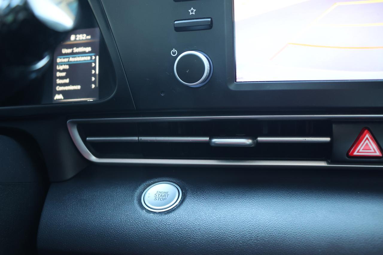 2023 HYUNDAI ELANTRA SEL Houston TX