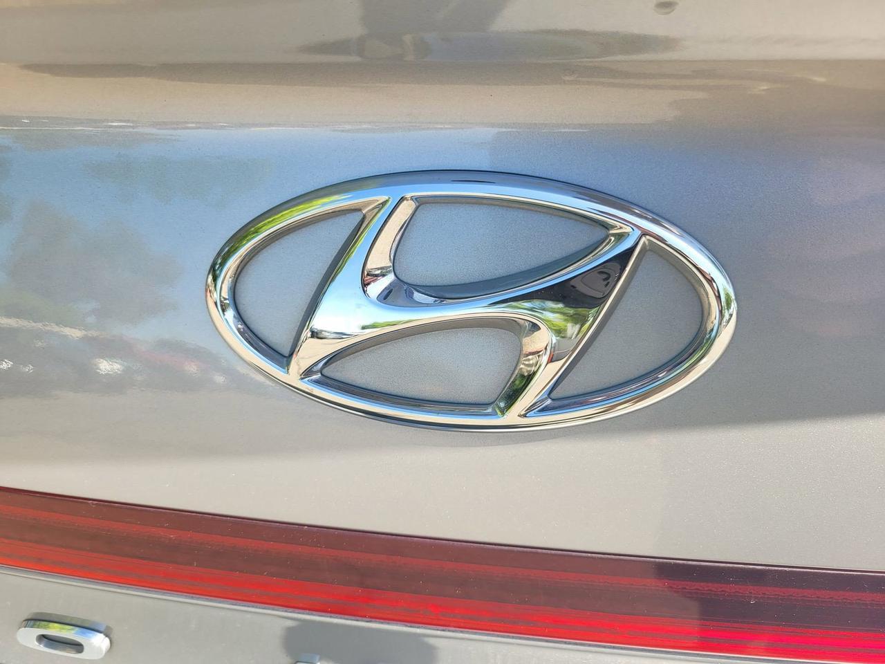 2023 HYUNDAI SONATA LIMITED Roseville CA