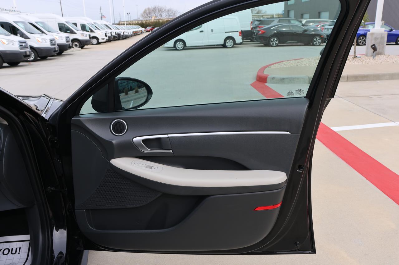 2023 HYUNDAI SONATA SE Houston TX