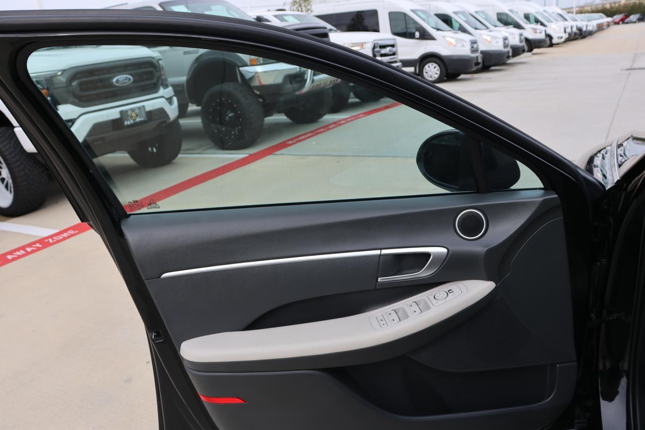 2023 HYUNDAI SONATA SE Houston TX