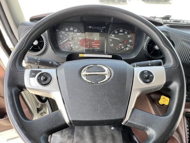 2023 Hino L6 26' Dry Box Truck with 2,500 lb Lift Gate Miami FL