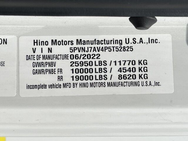 2023 Hino L6 26&apos; Dry Box Truck with 2,500 lb Lift Gate Miami FL