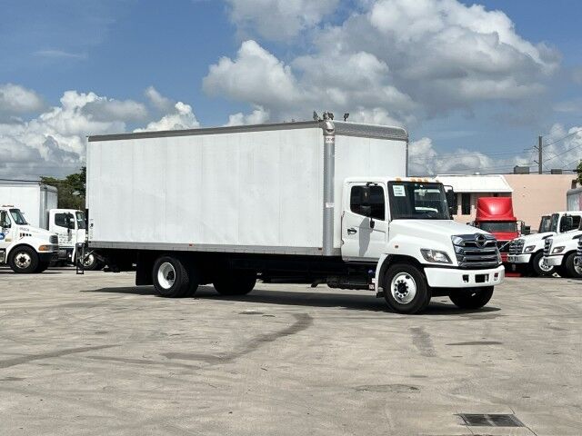 2023 Hino L6 26&apos; Dry Box Truck with 2,500 lb Lift Gate Miami FL