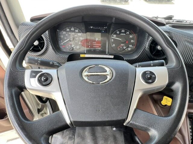 2023 Hino L6 26' Dry Box Truck with 3,000 lb. Lift Gate Homestead FL