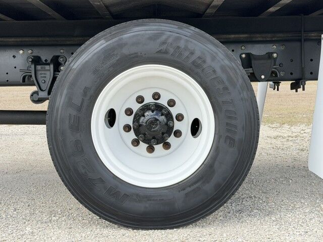 2023 Hino L6 26' Dry Box Truck with 3,000 lb. Lift Gate Homestead FL