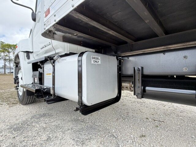 2023 Hino L6 26' Dry Box Truck with 3,000 lb. Lift Gate Homestead FL