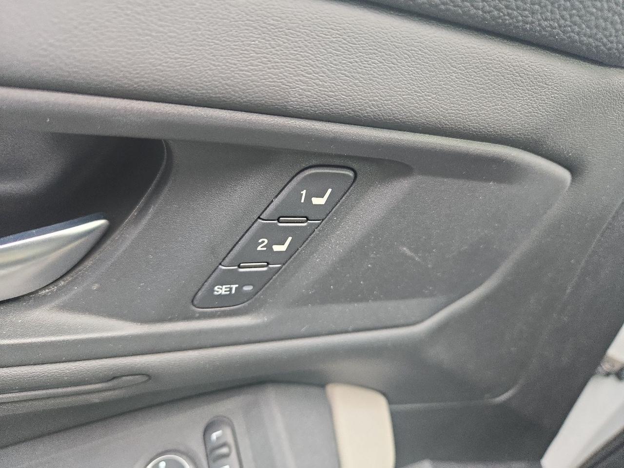 2023 Honda Accord Hybrid EX-L West Burlington IA