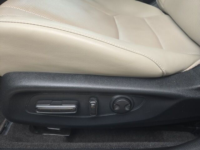 2023 Honda Accord Hybrid EX-L West Burlington IA