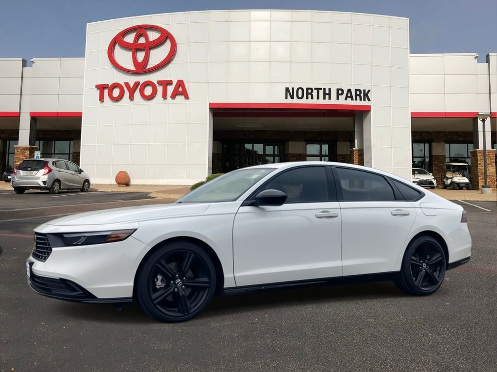 2023 Honda Accord Hybrid Sport-L