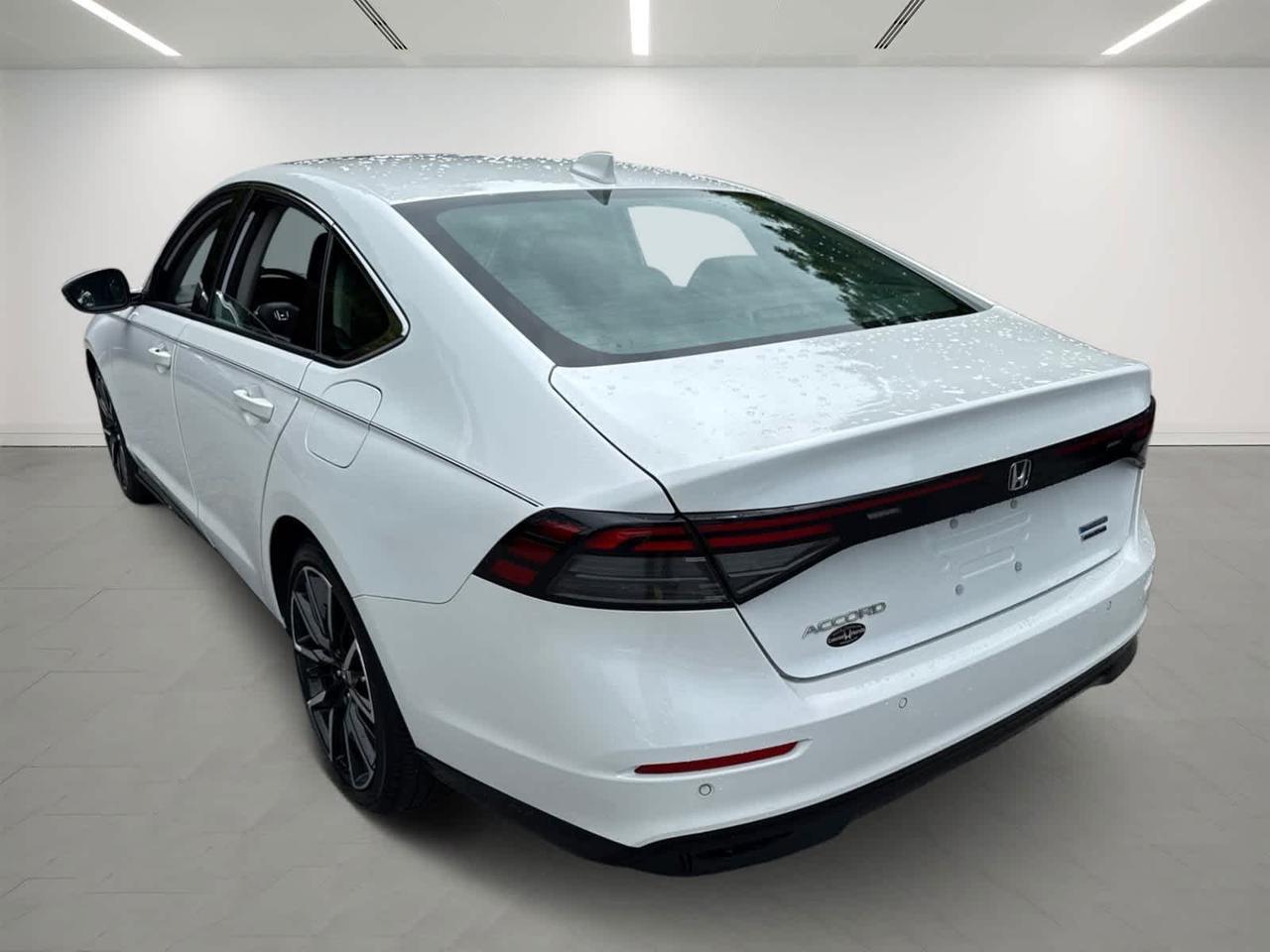 2023 Honda Accord Hybrid Touring Dartmouth MA