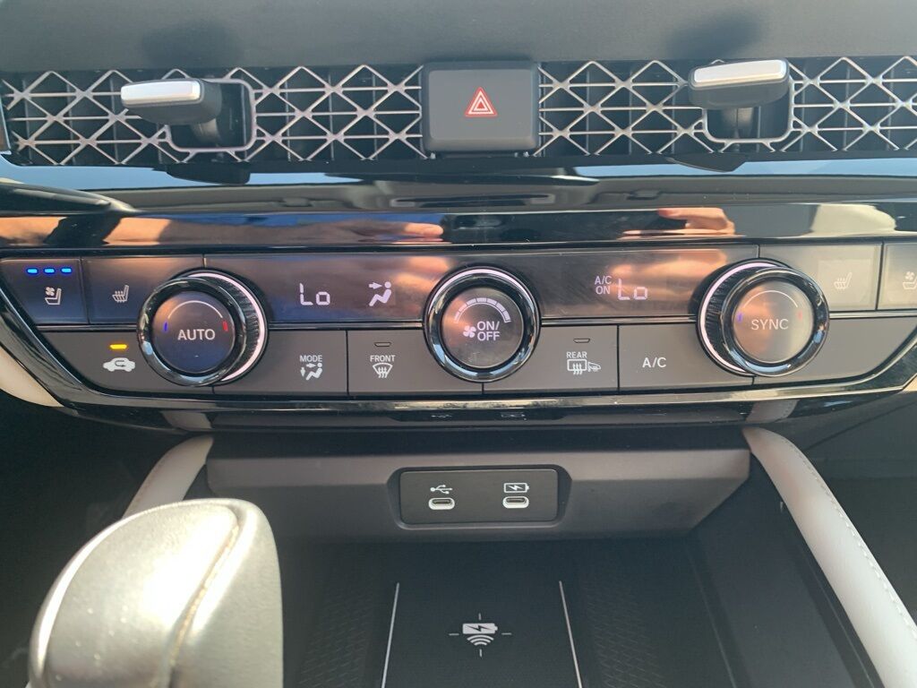 2023 Honda Accord Hybrid Touring Green Bay WI