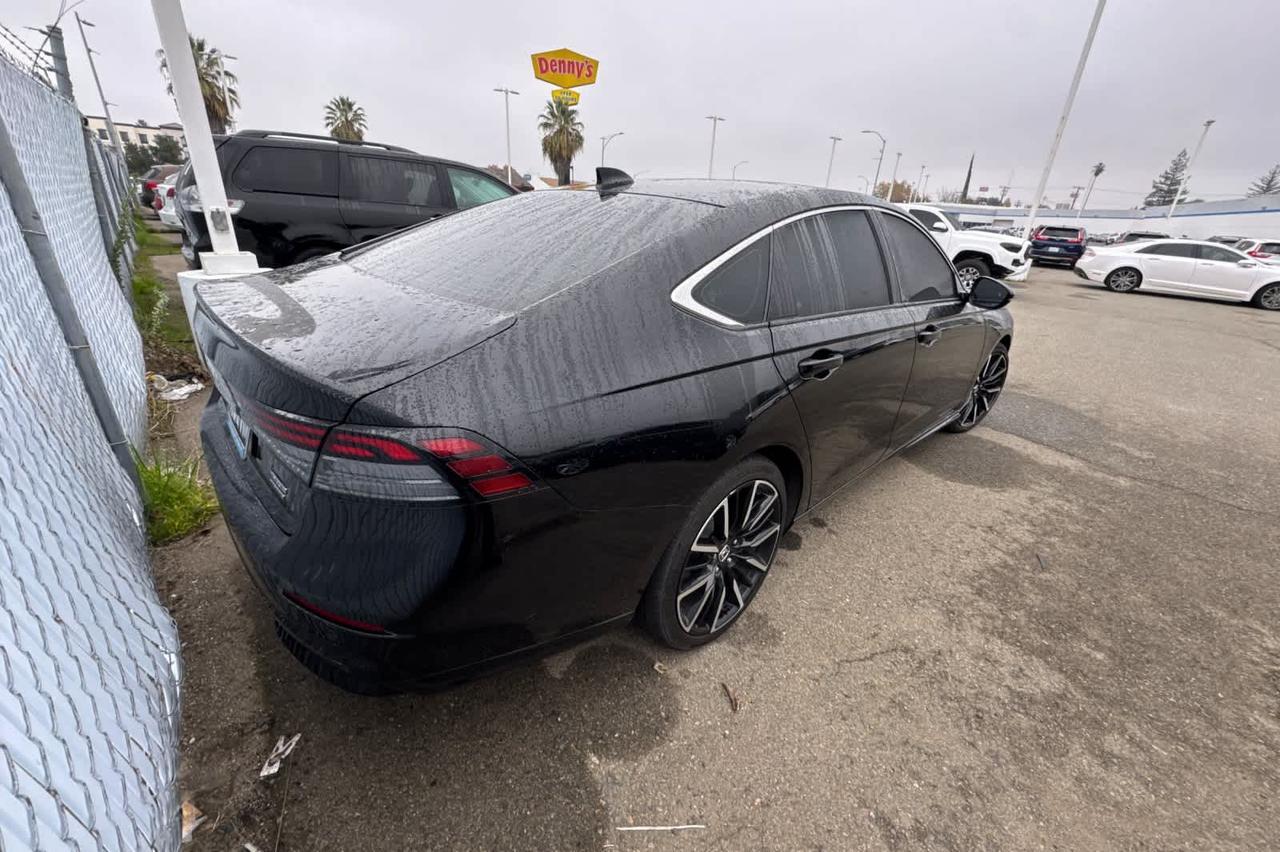 2023 Honda Accord Hybrid Touring