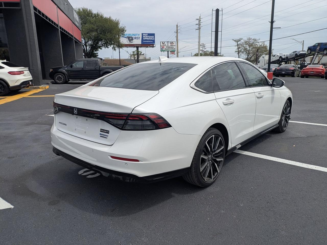 2023 Honda Accord Hybrid Touring