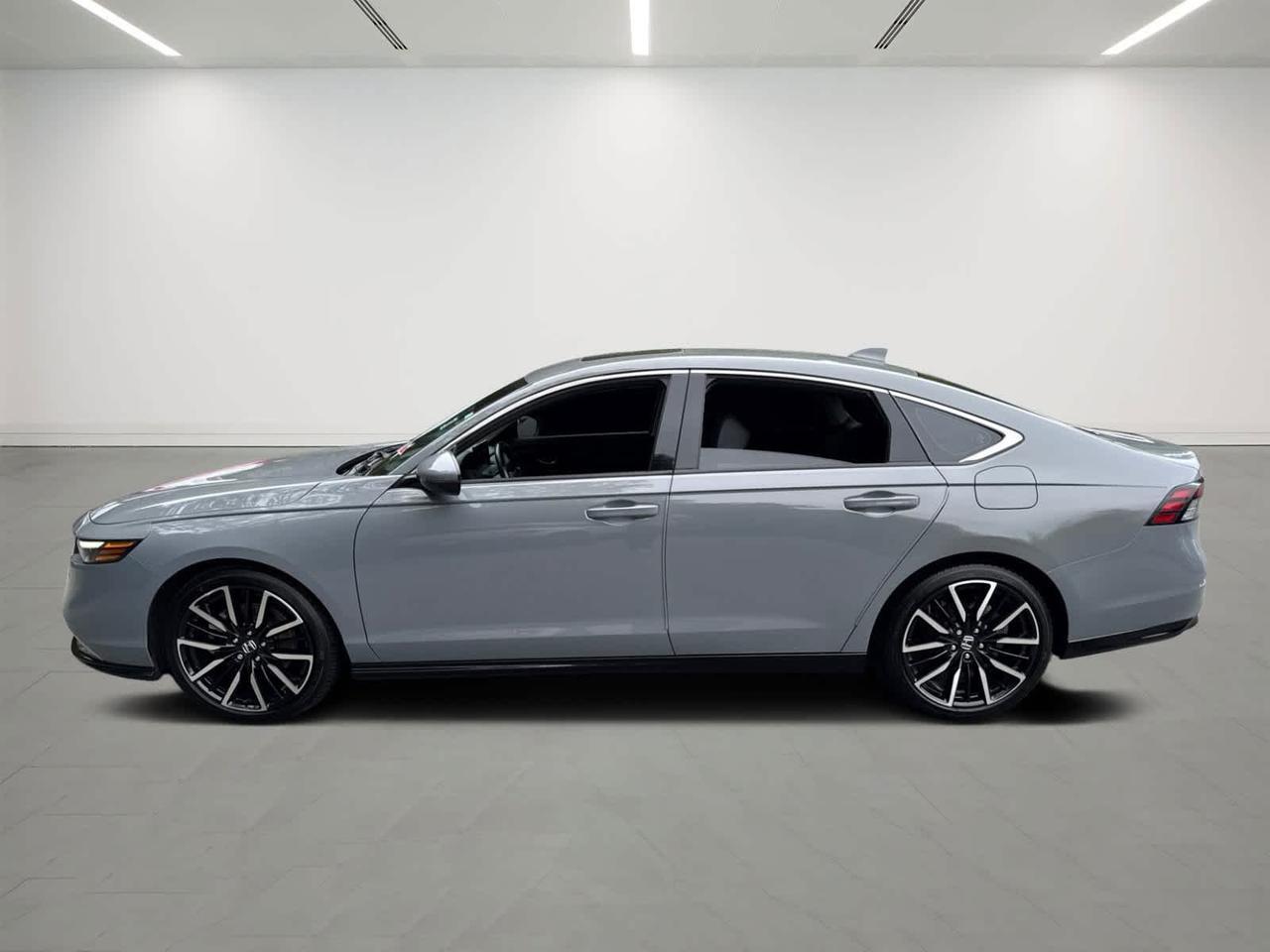 2023 Honda Accord Hybrid Touring Dartmouth MA