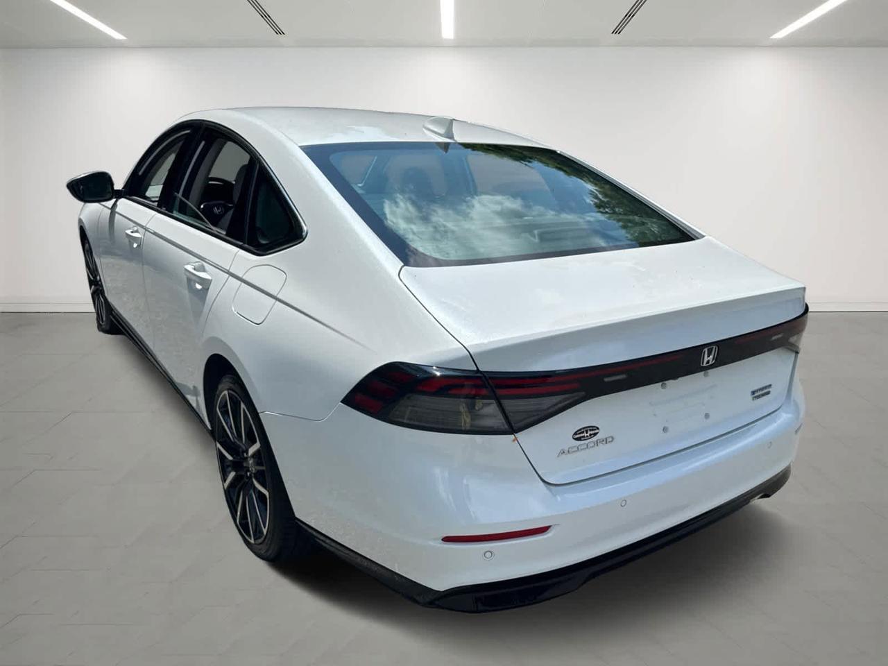 2023 Honda Accord Hybrid Touring Dartmouth MA