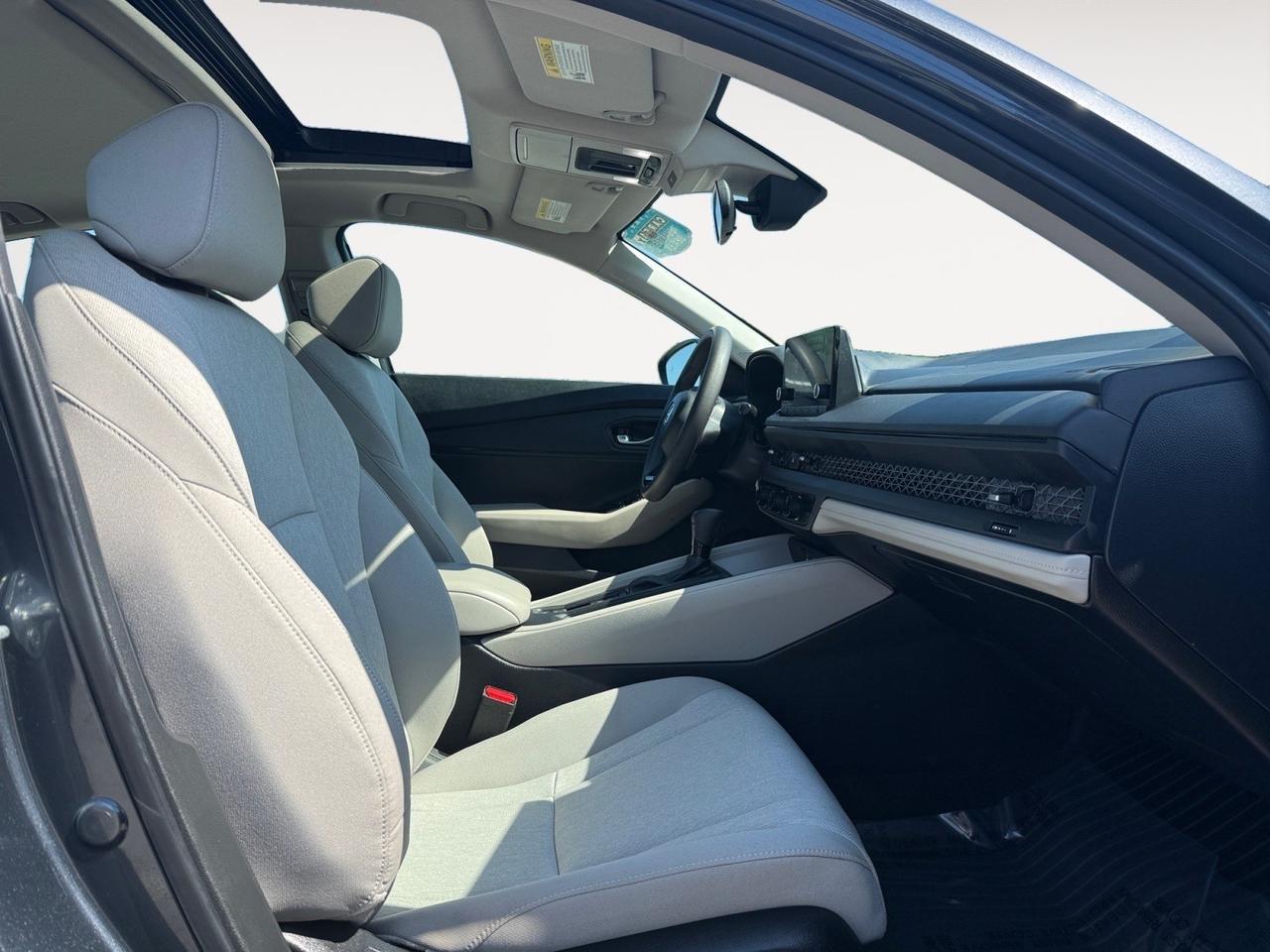 2023 Honda Accord Sedan EX, APPLE CARPLAY/ANDROID AUTO, SUNROOF, WIFI, HEATED SEATS, BACKUP CAMERA, POWER MIRRORS, REMOTE KEYLESS ENTRY, ONLY 1 OWNER! Norfolk VA
