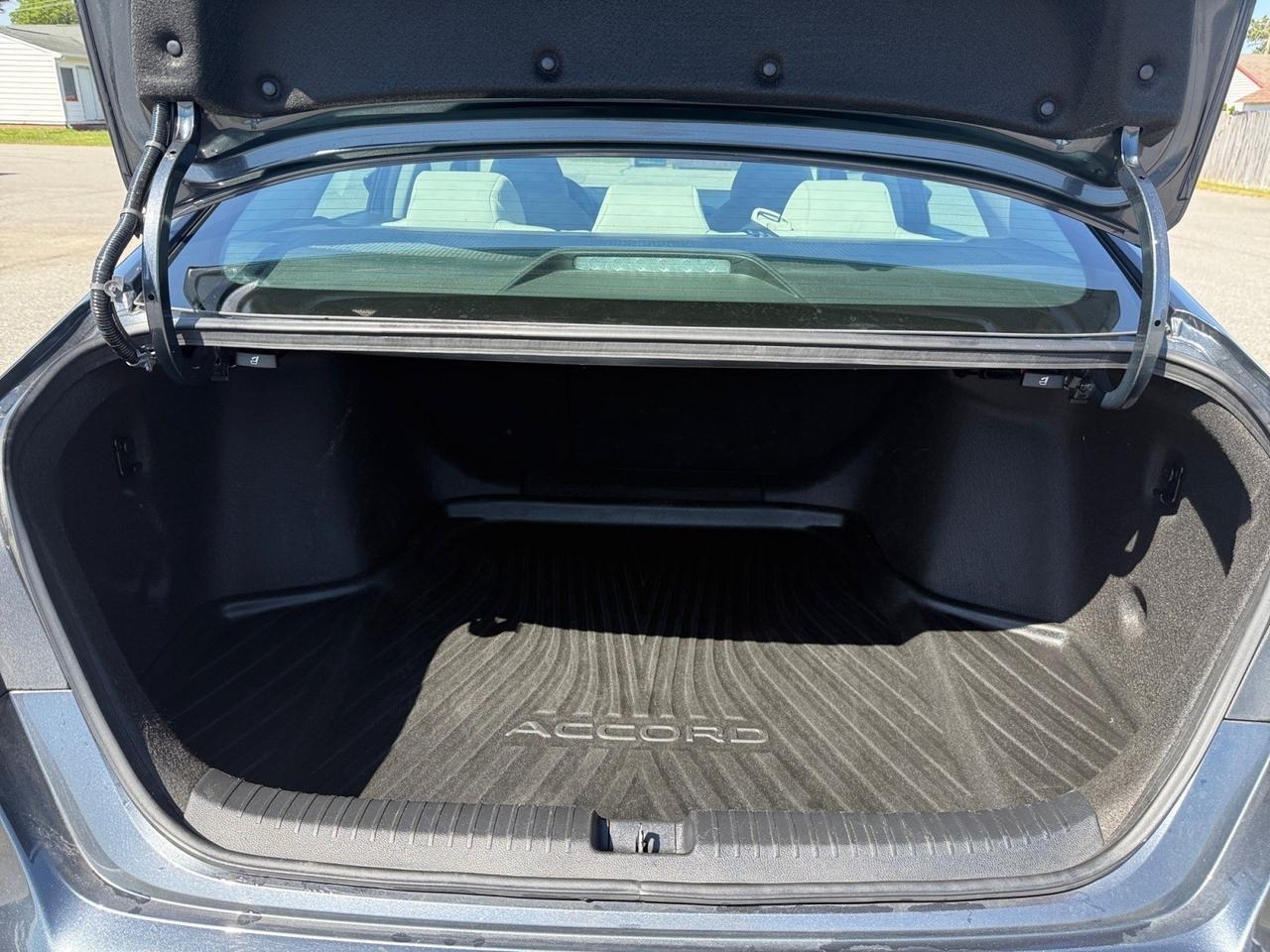 2023 Honda Accord Sedan EX, APPLE CARPLAY/ANDROID AUTO, SUNROOF, WIFI, HEATED SEATS, BACKUP CAMERA, POWER MIRRORS, REMOTE KEYLESS ENTRY, ONLY 1 OWNER! Norfolk VA
