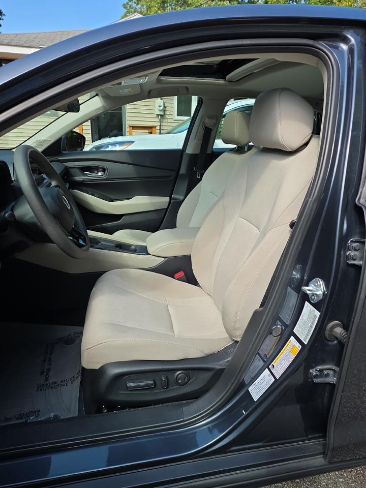 2023 Honda Accord Sedan EX Sand Lake NY