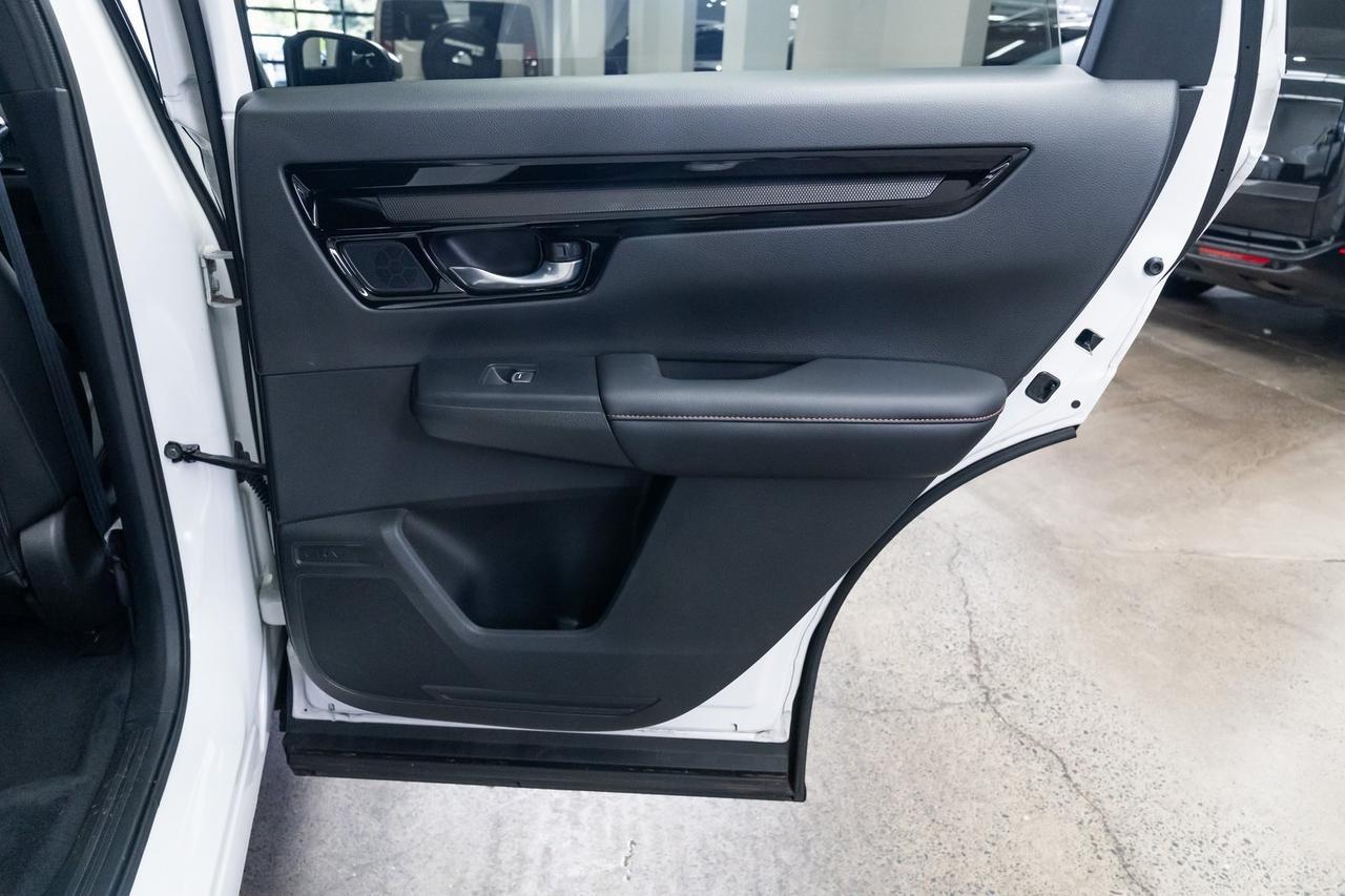 2023 Honda CR-V Hybrid Sport Touring Heated Seats Moonroof Portland OR