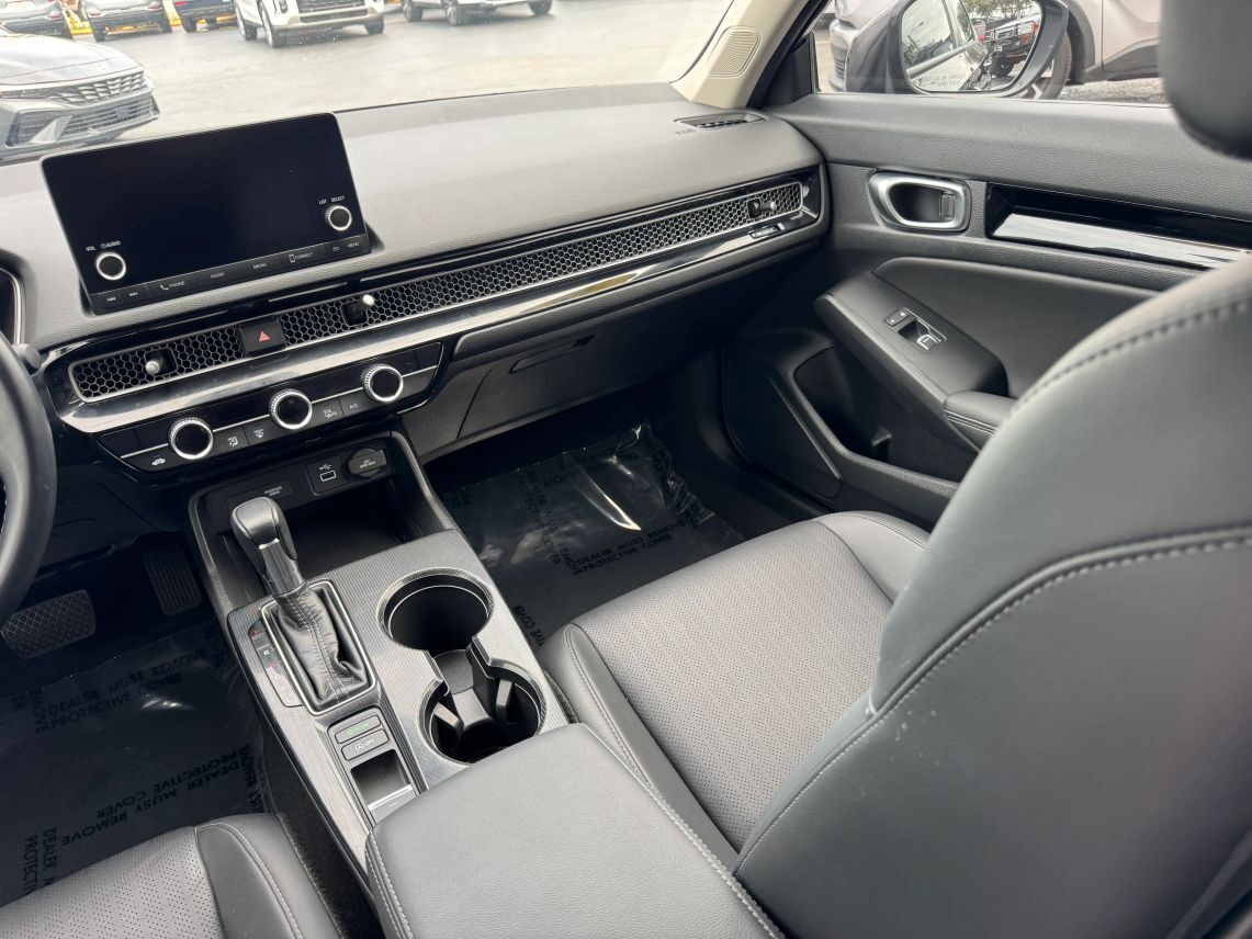 2023 Honda Civic EX-L Hatchback 4D