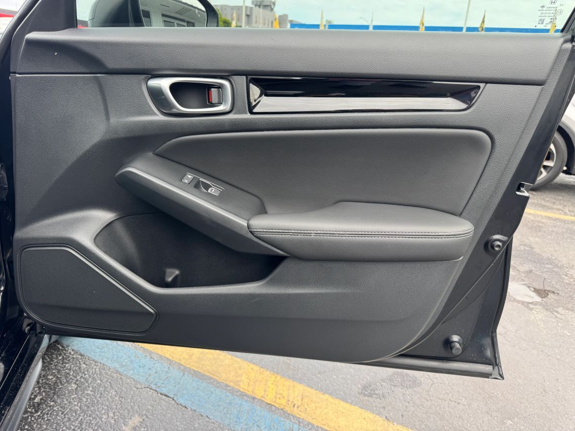 2023 Honda Civic EX-L Hatchback 4D