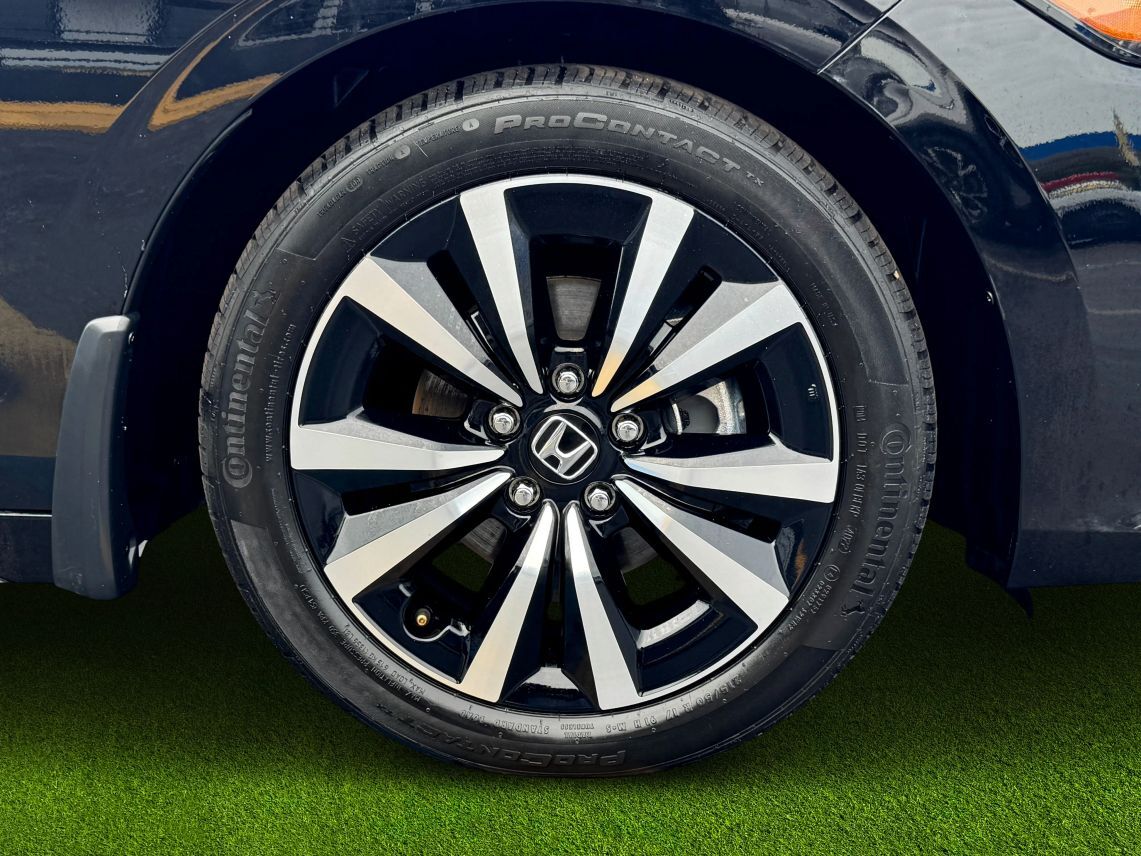 2023 Honda Civic EX-L Hatchback 4D