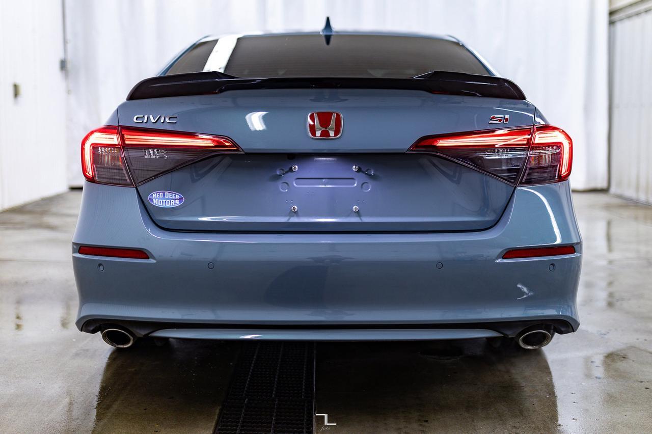 2023 Honda Civic Si Sedan Manual Nav Roof BCam Red Deer AB