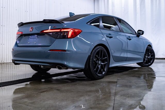 2023 Honda Civic Si Sedan Manual Nav Roof BCam Red Deer AB