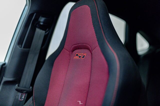 2023 Honda Civic Si Sedan Manual Nav Roof BCam Red Deer AB