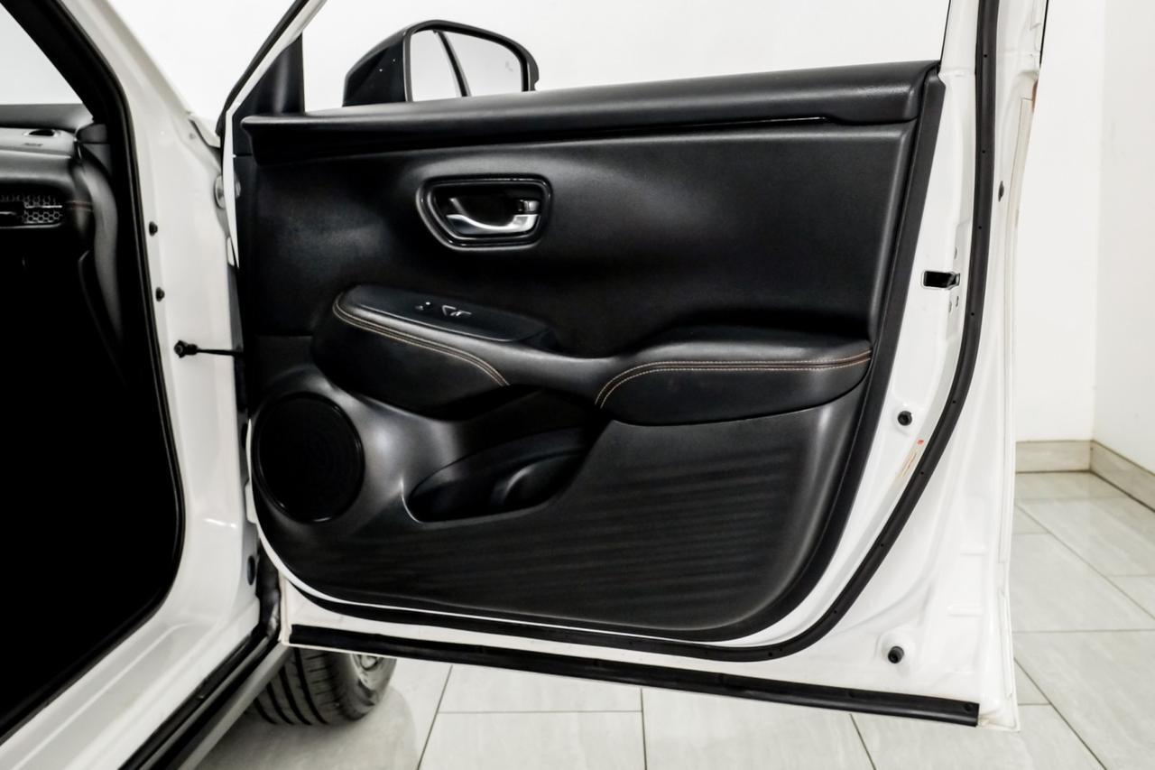 2023 Honda HR-V SPORT HONDA SENSING SUITE BLIND SPOT HEATED SEATS REAR CAMERA KE Carrollton TX