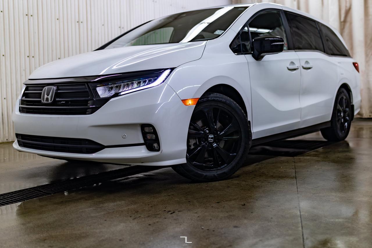 2023 Honda Odyssey Black Edition Leather Roof Nav BCam TV Red Deer AB