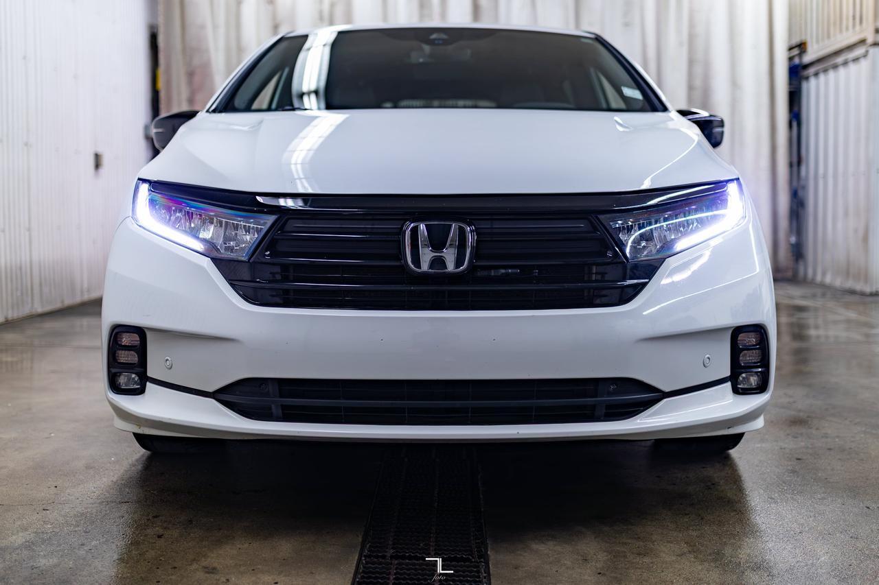 2023 Honda Odyssey Black Edition Leather Roof Nav BCam TV Red Deer AB