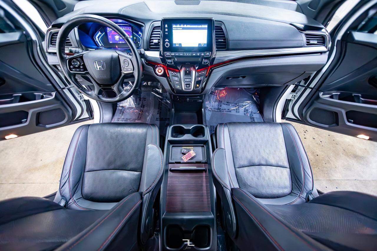 2023 Honda Odyssey Black Edition Leather Roof Nav BCam TV Red Deer AB