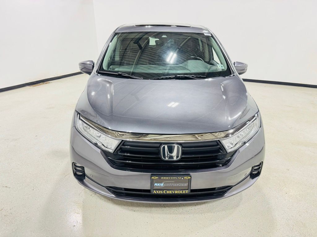 2023 Honda Odyssey Touring photo 17