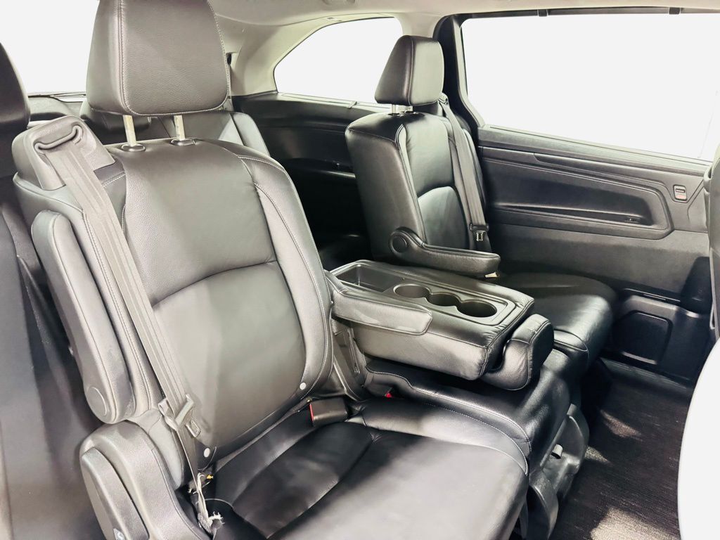 2023 Honda Odyssey Touring photo 32