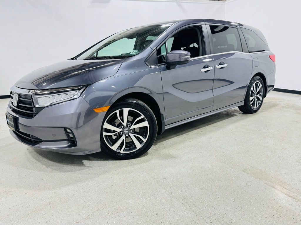 2023 Honda Odyssey Touring photo 12